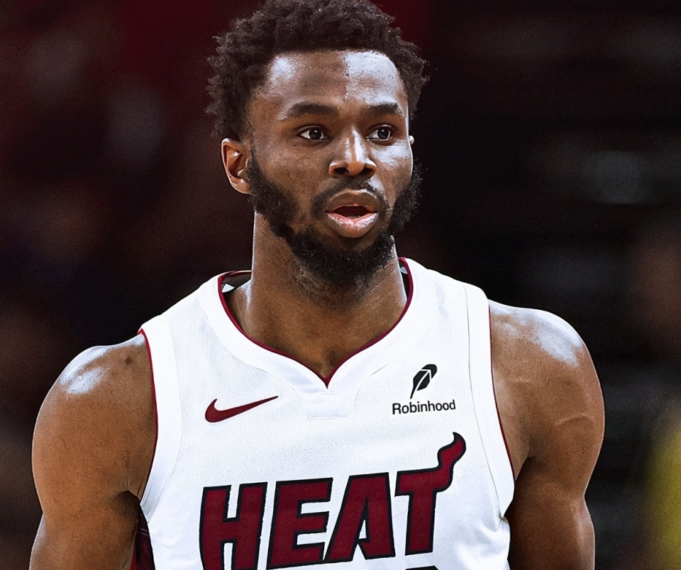 热火主场击败黄蜂,继续领跑东部 热火主场击败黄蜂,继续领跑东部