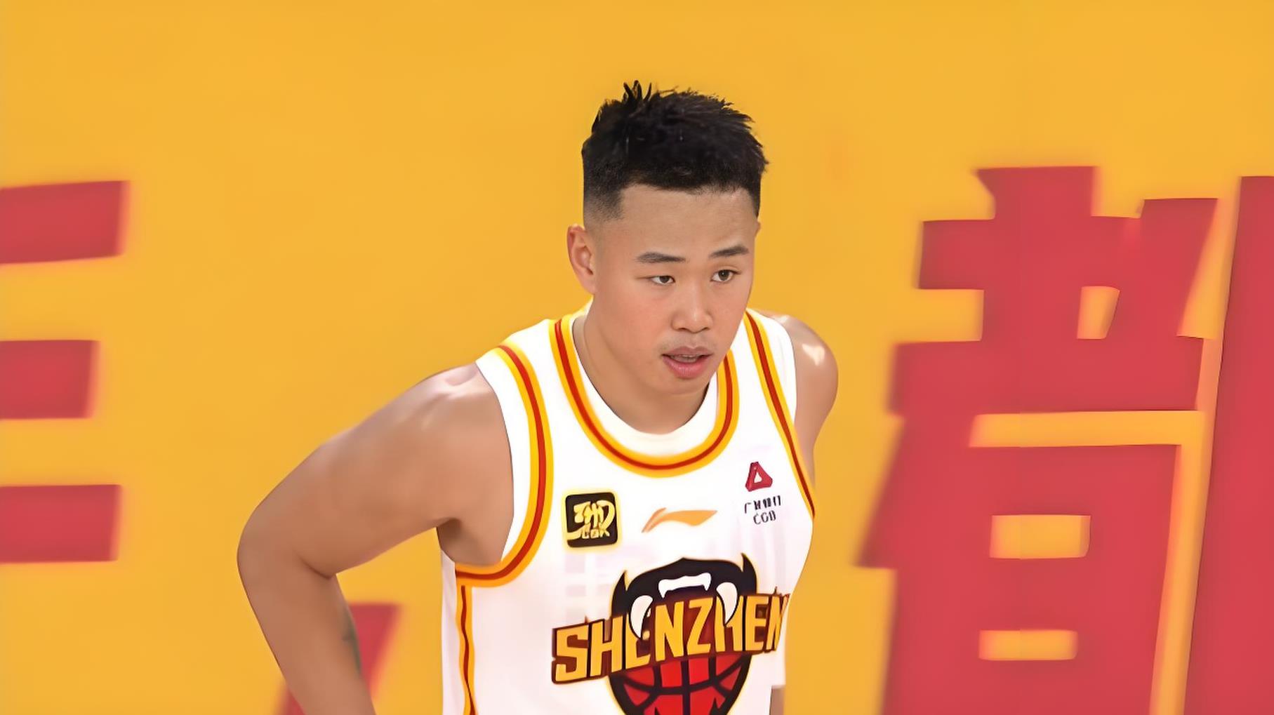 上海男篮凭借稳定表现，成功击败浙江队