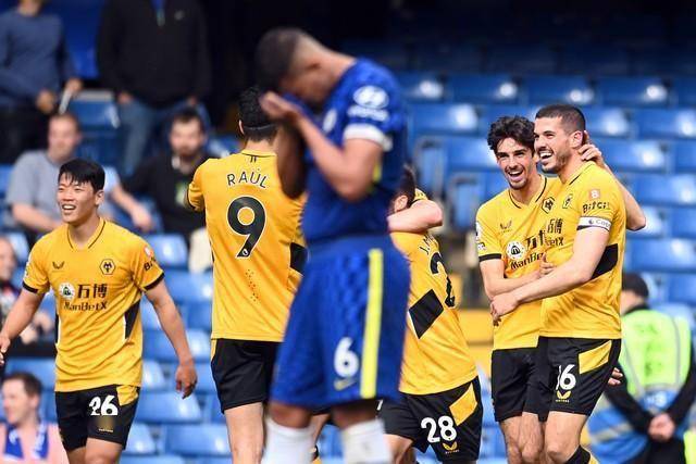 关于莱切斯特城将挑战狼队,争夺英超联赛胜利的信息 关于莱切斯特城将挑战狼队,争夺英超联赛胜利的信息