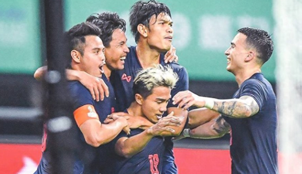 新加坡劲旅逆袭成功，取得关键胜利