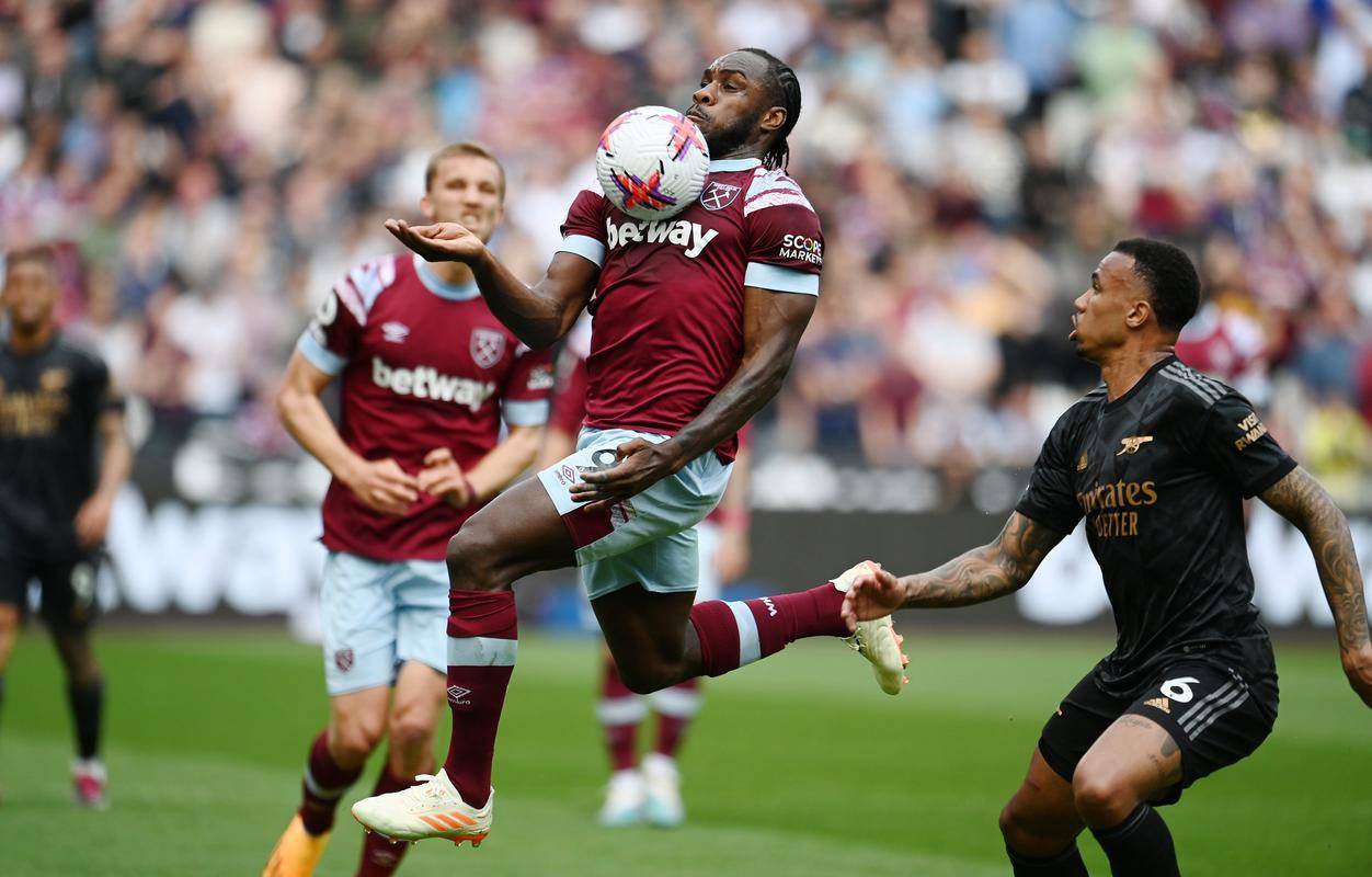 热刺主场战平西汉姆，球队状态良好