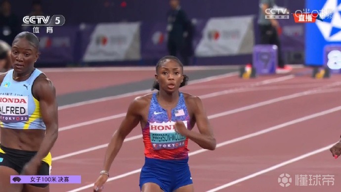 爱尔兰选手飞速冲刺夺得女子田径金牌