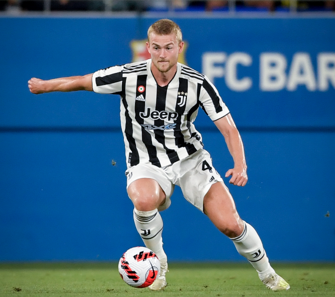 荷兰后卫盖亚重返国家队，备战重要比赛