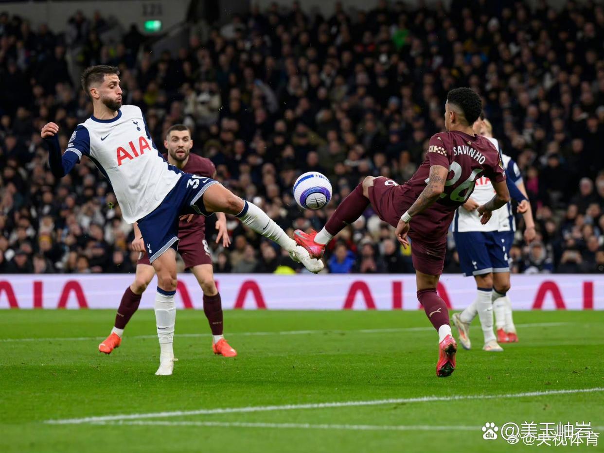 眼看眼热战球场火热，英超联赛胜负难料的简单介绍