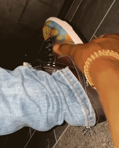 开云体育官网-体育赛事中再度出现新的动态引发关注！