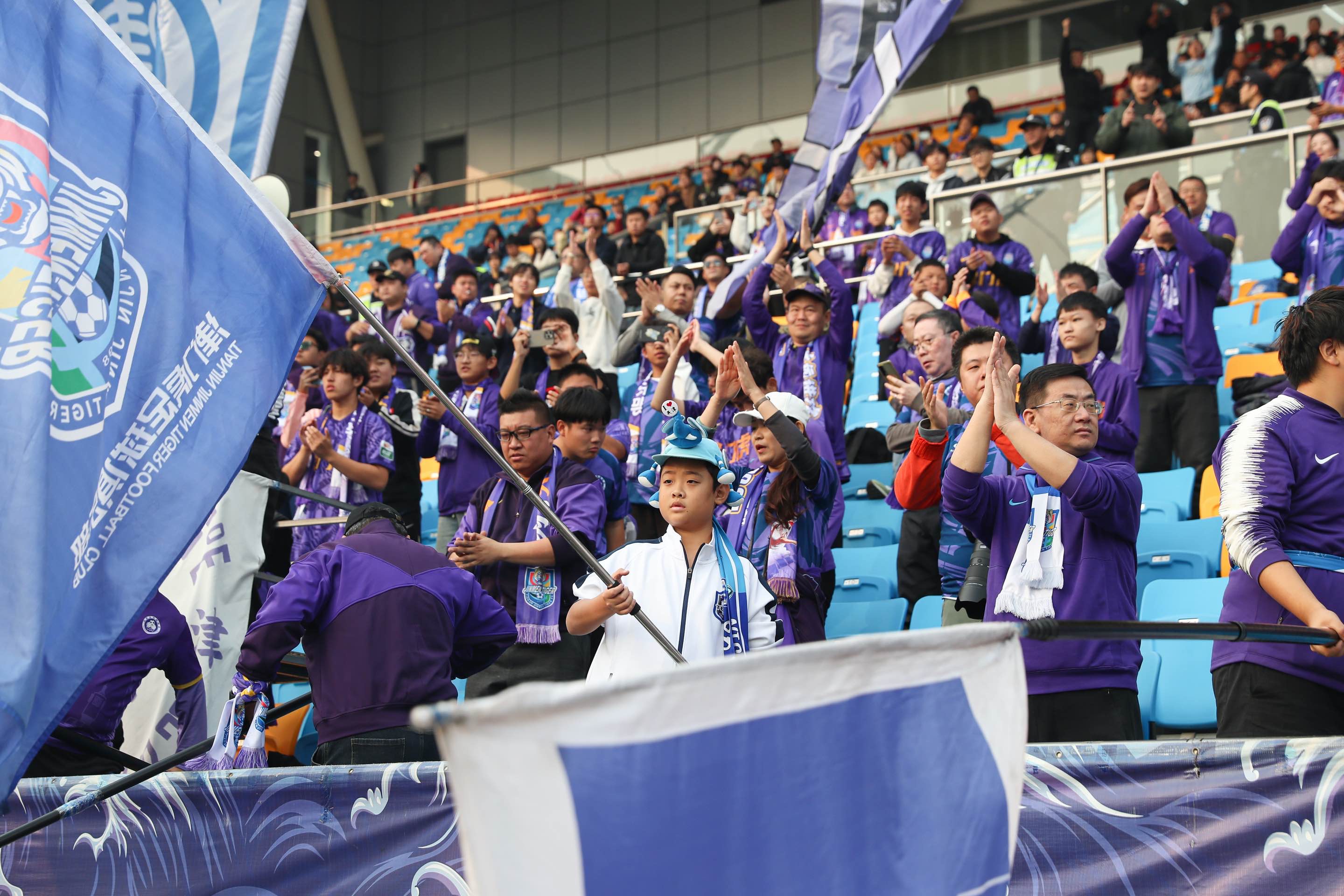 足球赛季收官即将到来,球队备战全力冲刺的简单介绍 足球赛季收官即将到来,球队备战全力冲刺的简单介绍