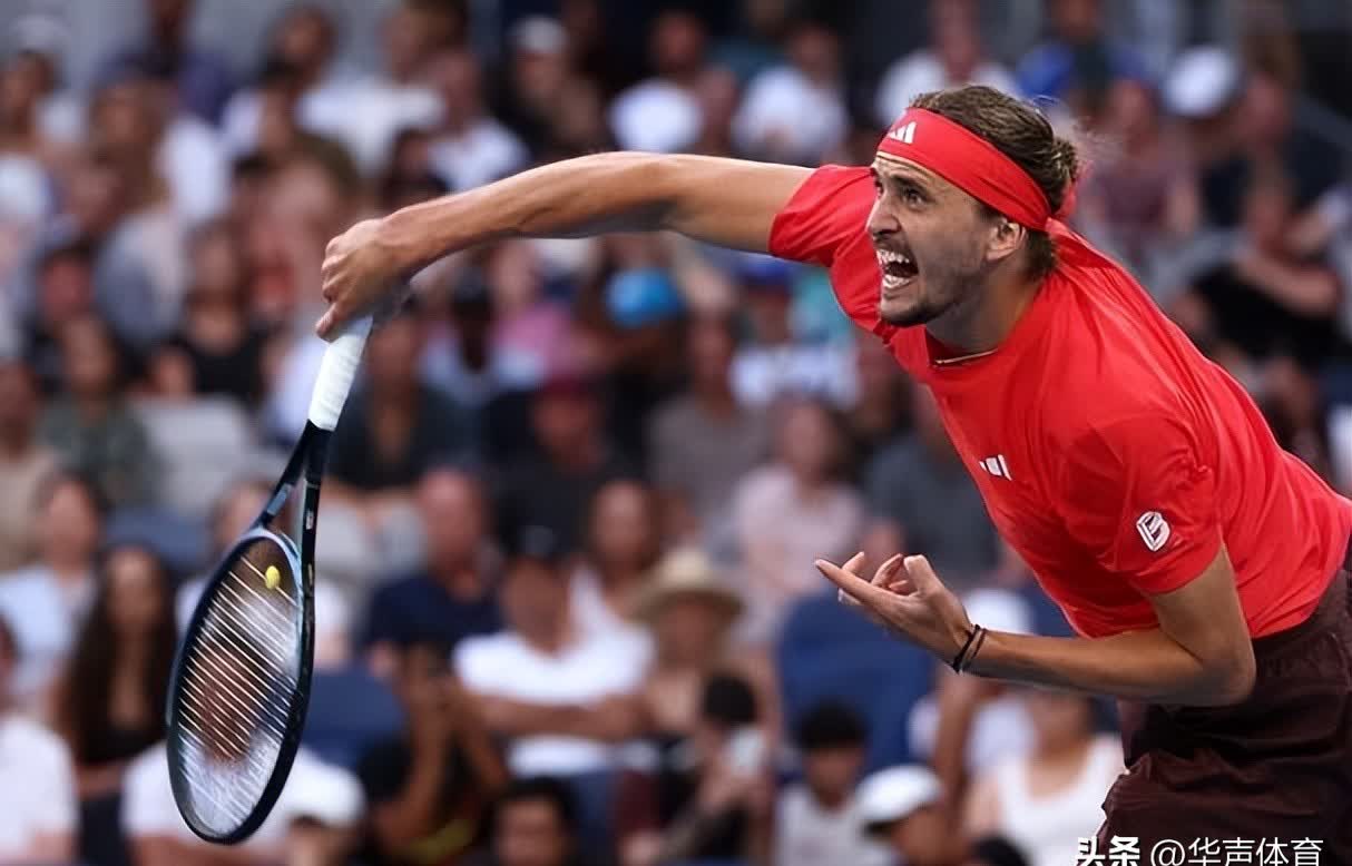 世界网球队完胜澳大利亚网球队，穆雷绝境逆转