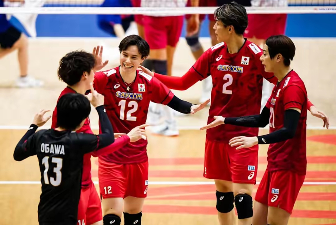 日本队横扫奥地利队,梁靖崑状态火热 日本队横扫奥地利队,梁靖崑状态火热