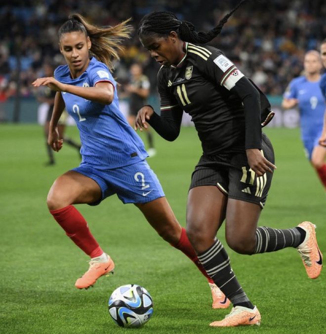 关于荷兰碾压瑞典，阿什拉夫统治全场的信息