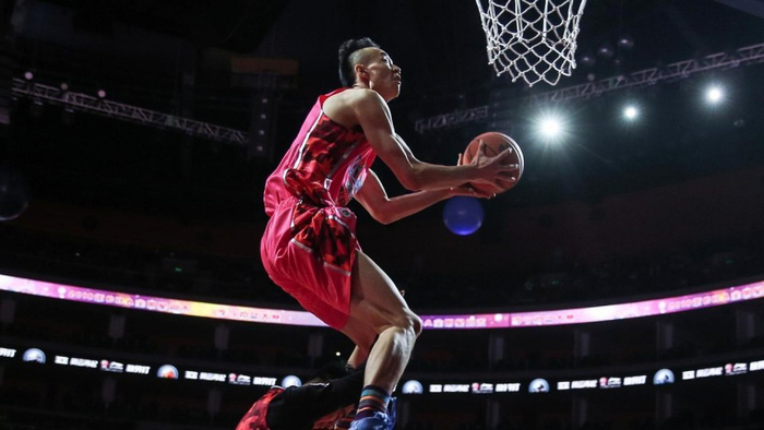 天津队翻盘上海队，拉文高光表现的简单介绍