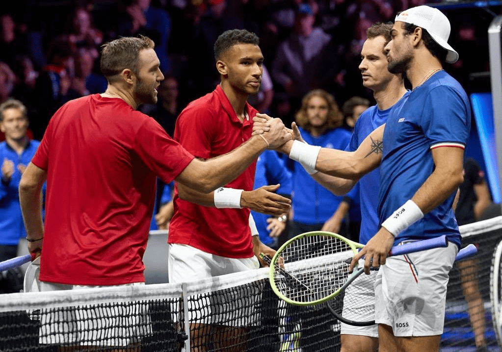 关于温网完胜拉沃尔杯，西西帕斯状态火热的信息