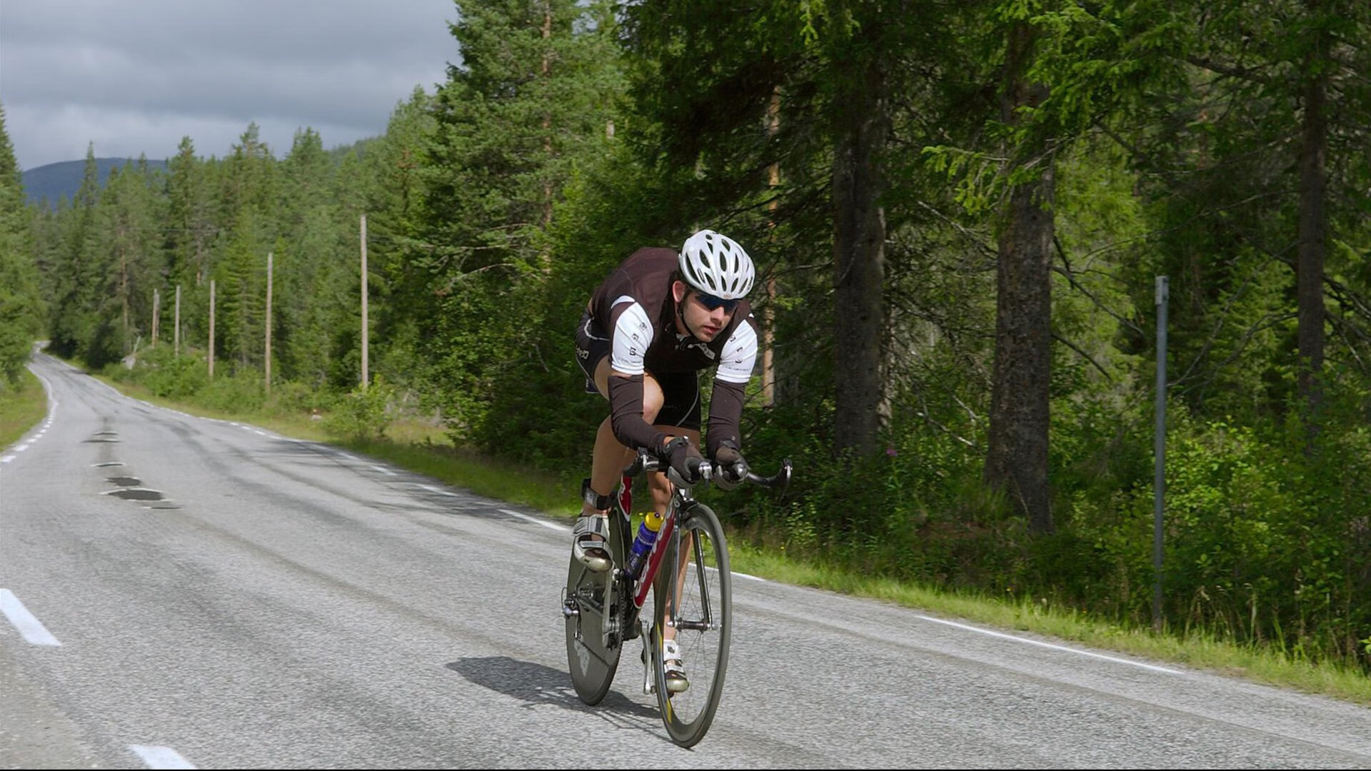 特奥爆发点燃秘鲁生死战，切尔西式坚韧铸就逆袭之路