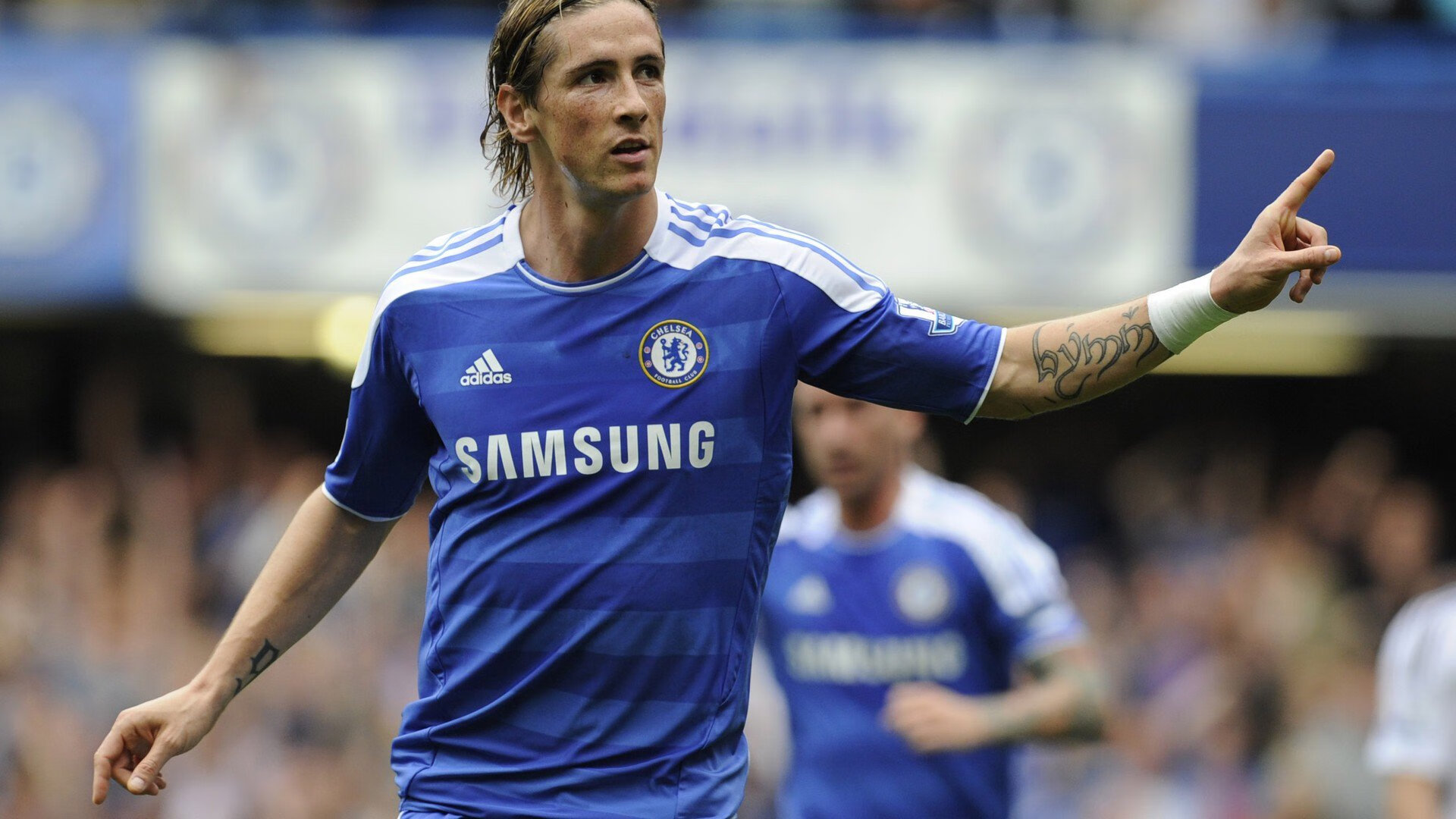 格纳布里扛起全队，AC米兰力克里昂书写欧冠新篇章